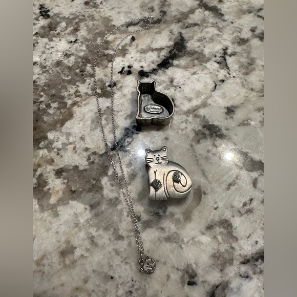 Womens Cat Accessories - Picture 1 of 7